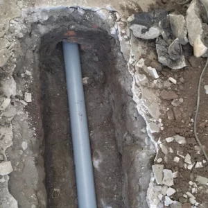 Reparación cañería alcantarillado